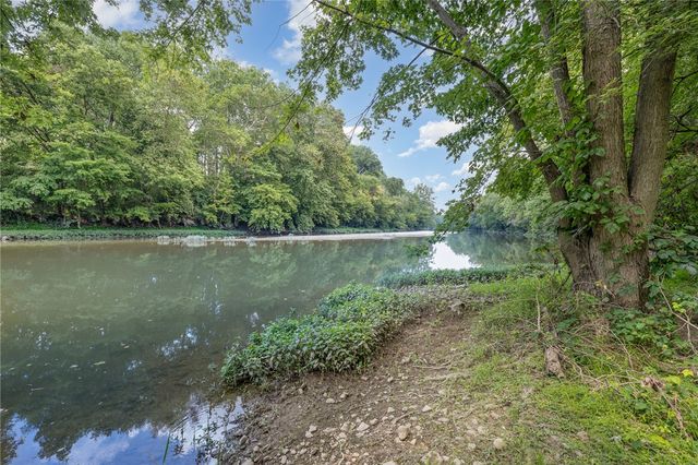 6477 W State Route 571, West Milton, OH 45383