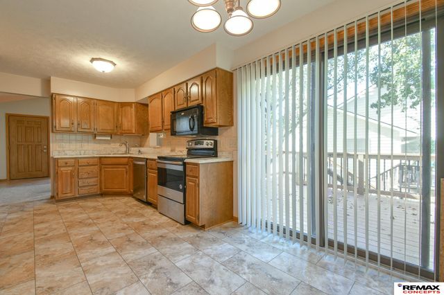 1740 Fairchild Drive, Crete, NE 68333