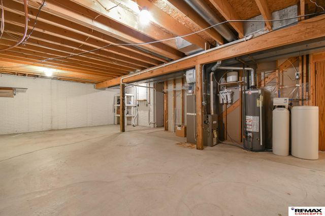 1740 Fairchild Drive, Crete, NE 68333