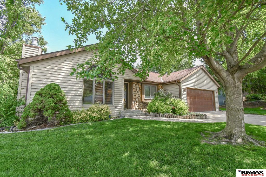 1740 Fairchild Drive, Crete, NE 68333