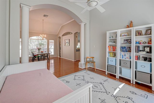 1107 Parkhaven Lane, Houston, TX 77077