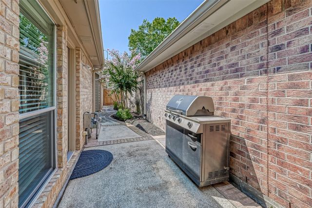1107 Parkhaven Lane, Houston, TX 77077
