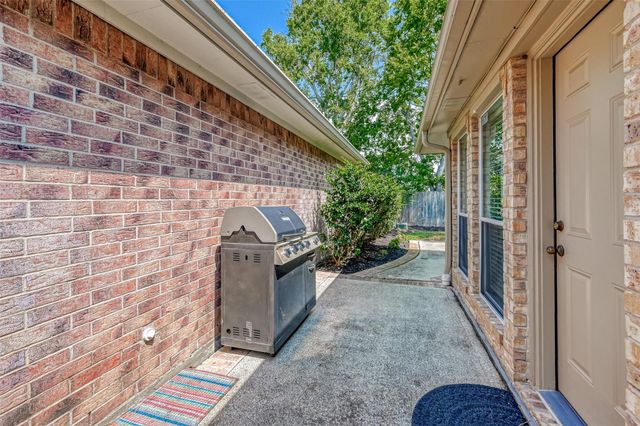 1107 Parkhaven Lane, Houston, TX 77077