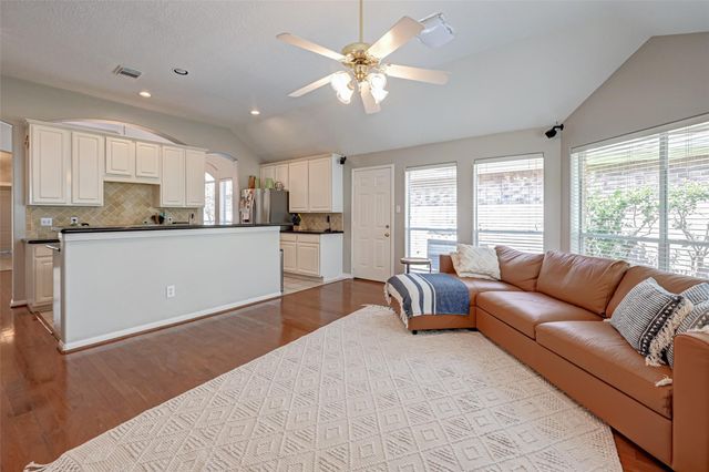1107 Parkhaven Lane, Houston, TX 77077