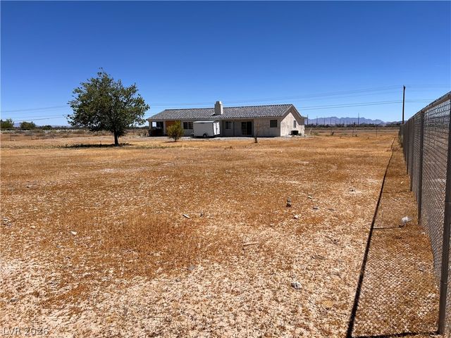200 East Gamebird Road, Pahrump, NV 89048