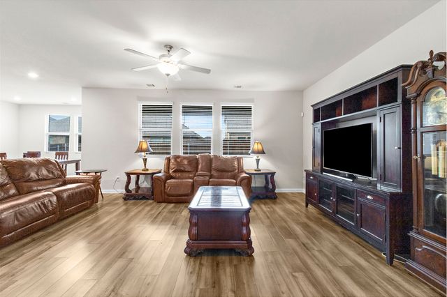 1211 Sweetleaf Street, Melissa, TX 75454