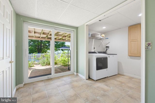 15 DONALD ST, Shermans Dale, PA 17090