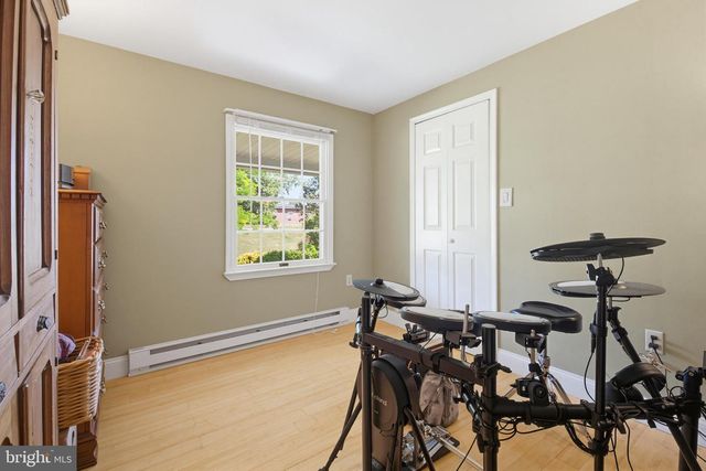 15 DONALD ST, Shermans Dale, PA 17090
