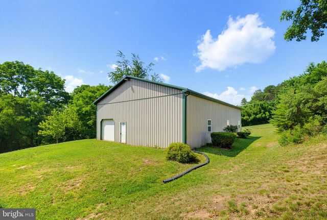 15 DONALD ST, Shermans Dale, PA 17090