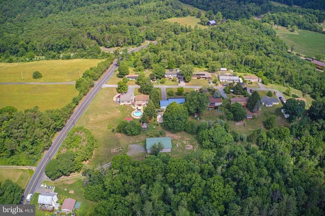 15 DONALD ST, Shermans Dale, PA 17090