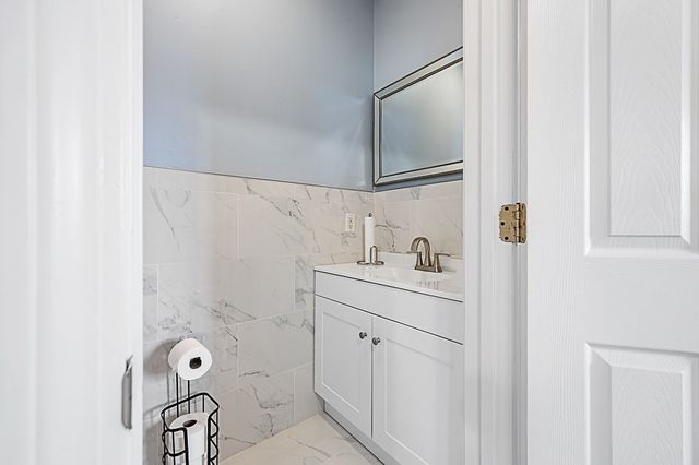 53-B Prospect St, Worcester, MA 01605