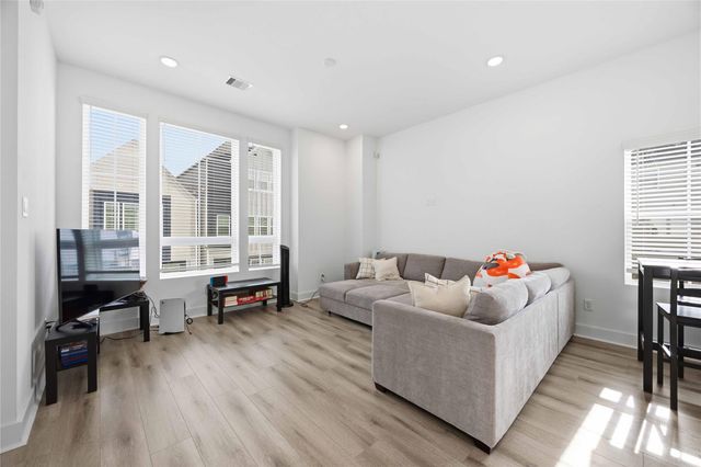 8320 Springwood Canyon Lane, Houston, TX 77055