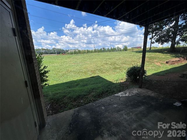 419 Orchard Trace Lane, Charlotte, NC 28213