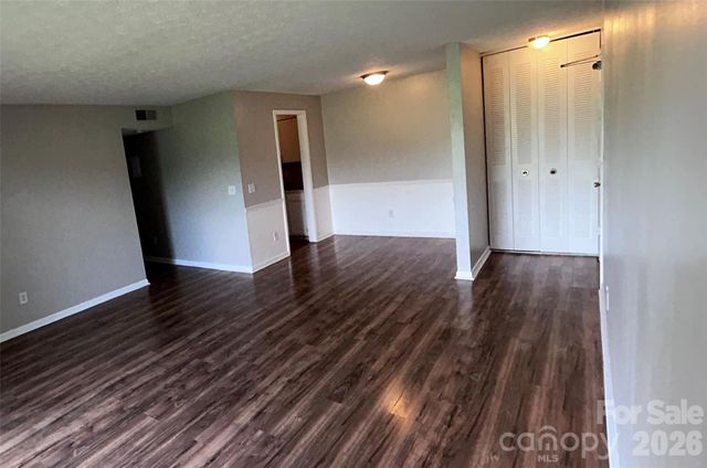 419 Orchard Trace Lane, Charlotte, NC 28213