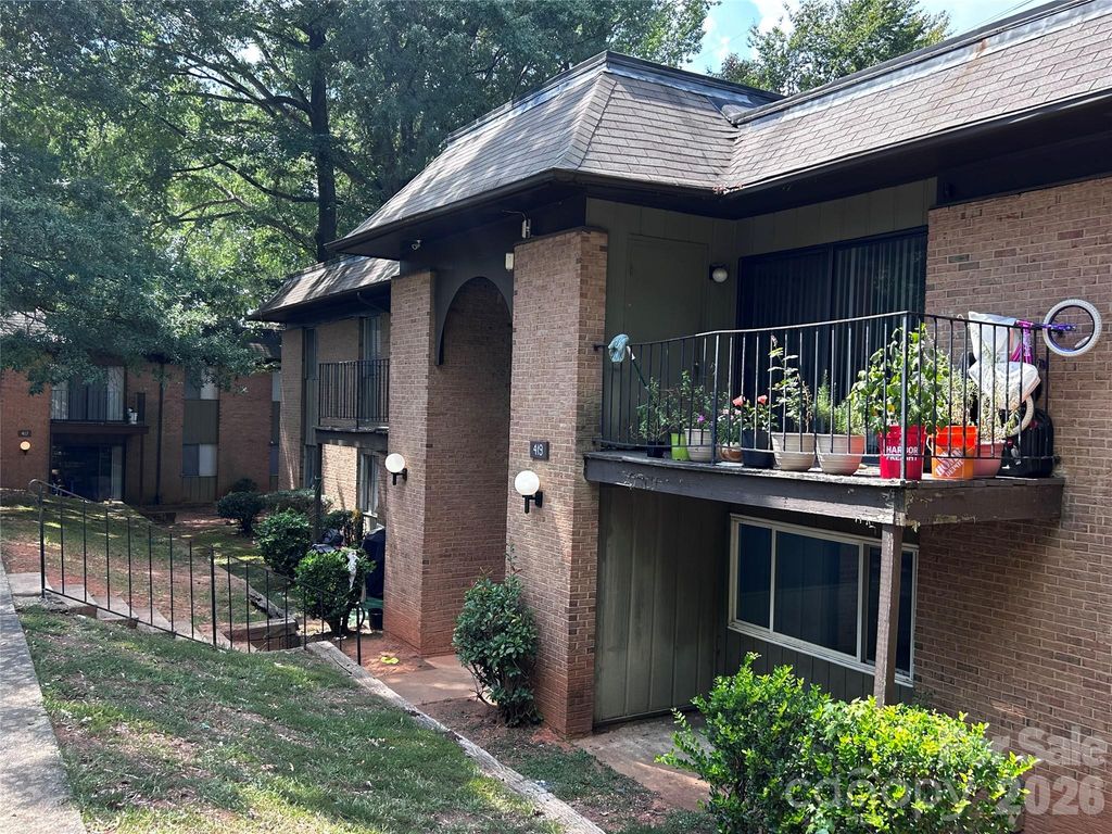 419 Orchard Trace Lane, Charlotte, NC 28213