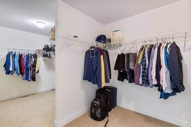 35 Sommerfield Avenue, South Burlington, VT 05403