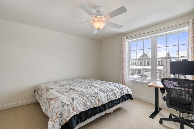 35 Sommerfield Avenue, South Burlington, VT 05403