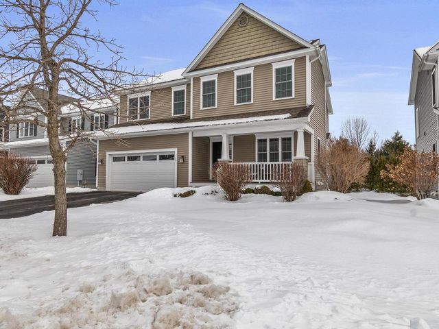 35 Sommerfield Avenue, South Burlington, VT 05403