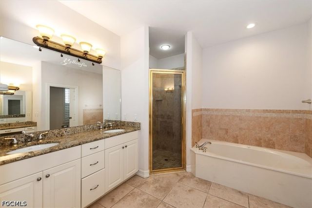 2024 SE 28th TER, Cape Coral, FL 33904