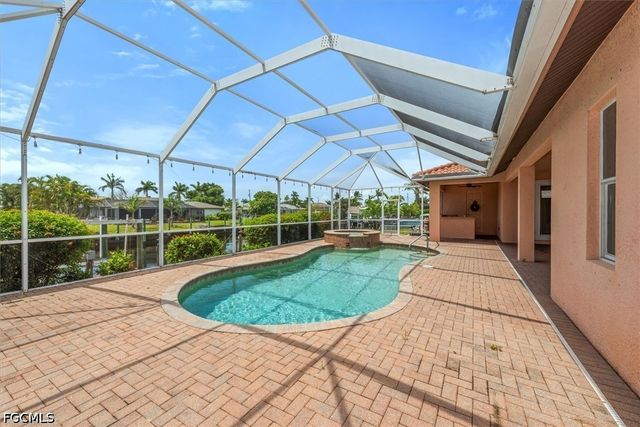 2024 SE 28th TER, Cape Coral, FL 33904