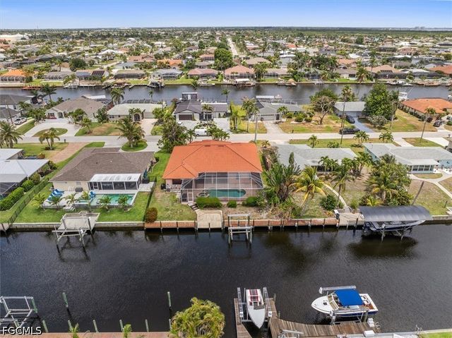 2024 SE 28th TER, Cape Coral, FL 33904
