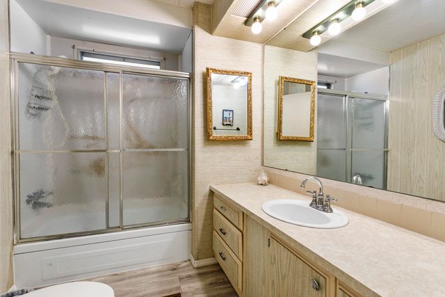 18007 Huapi Bay, Boynton Beach, FL 33436