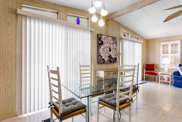 18007 Huapi Bay, Boynton Beach, FL 33436