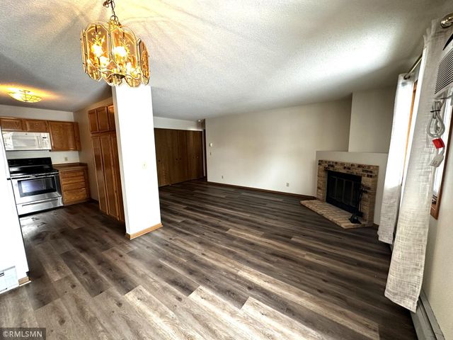 4300 Trenton Lane N 104, Plymouth, MN 55442