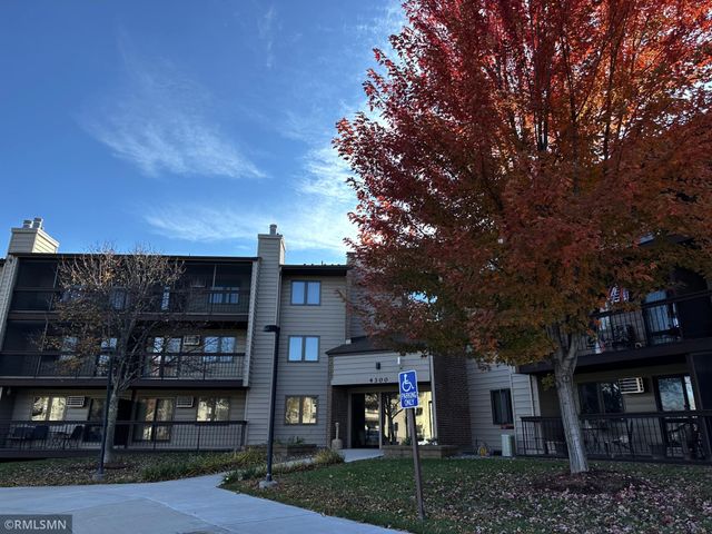 4300 Trenton Lane N 104, Plymouth, MN 55442