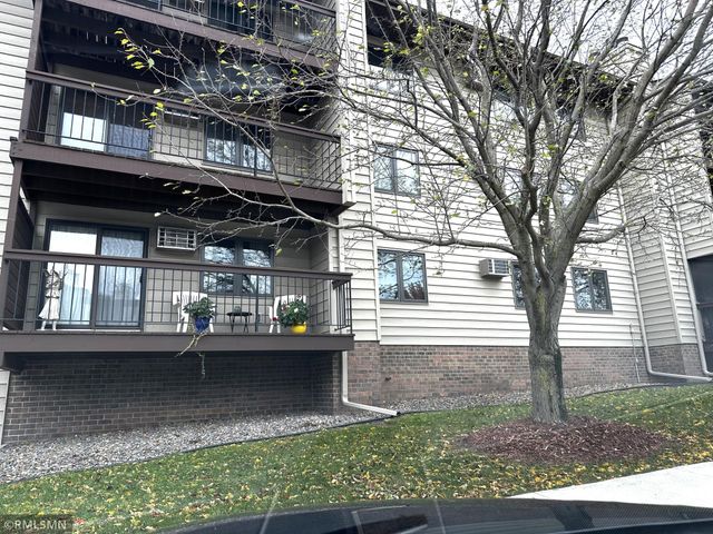 4300 Trenton Lane N 104, Plymouth, MN 55442