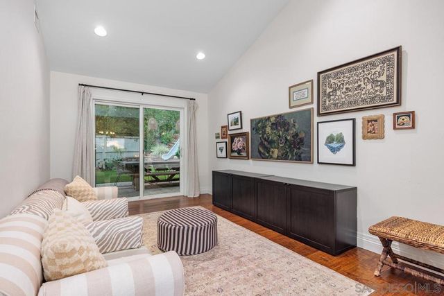3343 Del Rio Ct, Carlsbad, CA 92009