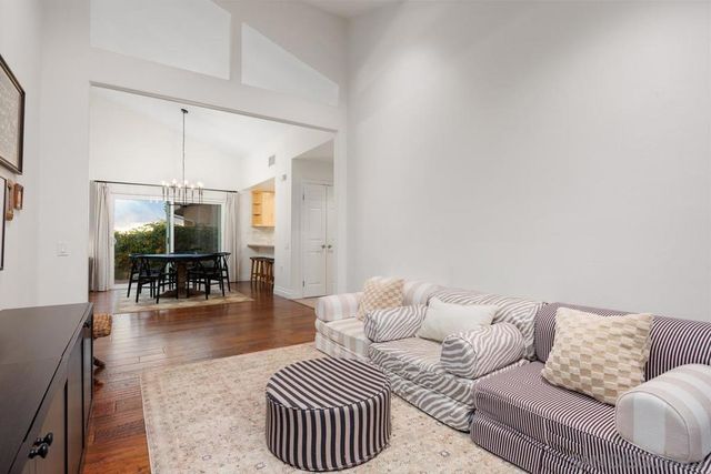 3343 Del Rio Ct, Carlsbad, CA 92009
