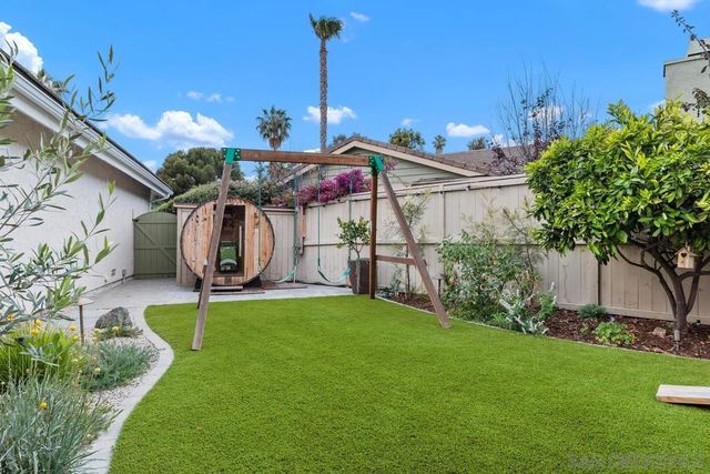 3343 Del Rio Ct, Carlsbad, CA 92009