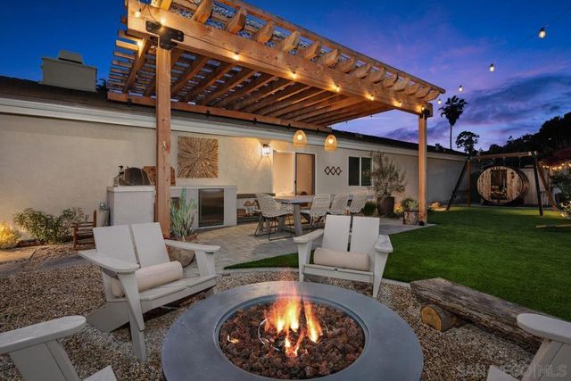 3343 Del Rio Ct, Carlsbad, CA 92009