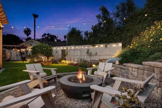 3343 Del Rio Ct, Carlsbad, CA 92009