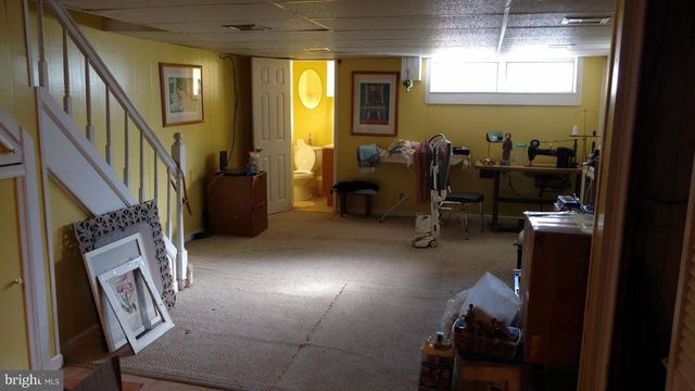 1229 KNORR ST, Philadelphia, PA 19111