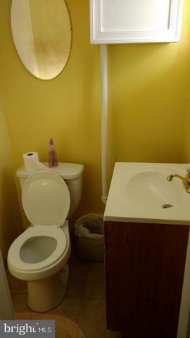 1229 KNORR ST, Philadelphia, PA 19111