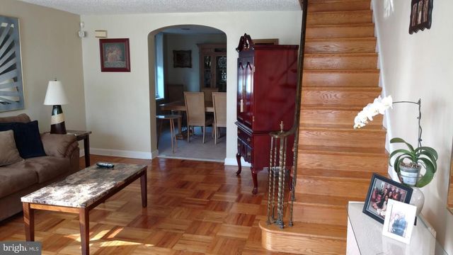 1229 KNORR ST, Philadelphia, PA 19111