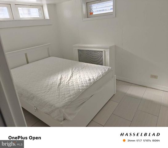 1229 KNORR ST, Philadelphia, PA 19111