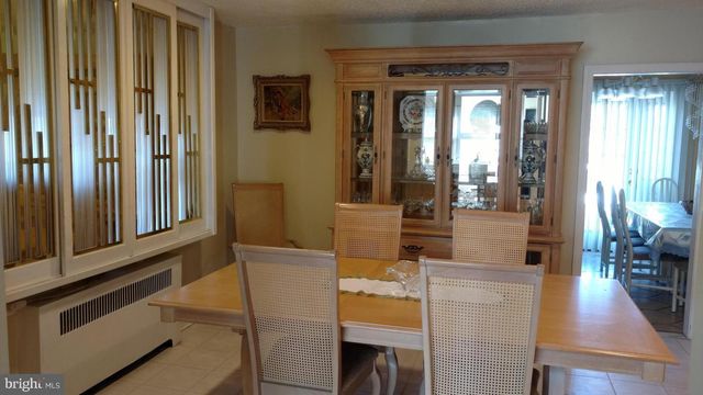 1229 KNORR ST, Philadelphia, PA 19111