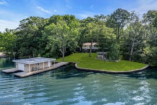 201 S New Jersey Ave, Jefferson Twp., NJ 07849