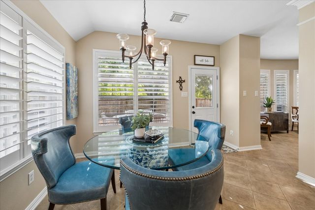 11 S Concord Valley Place, The Woodlands, TX 77382