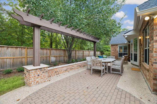 11 S Concord Valley Place, The Woodlands, TX 77382