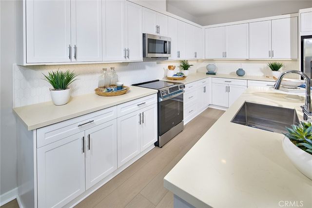5829 Walden Court, Eastvale, CA 92880
