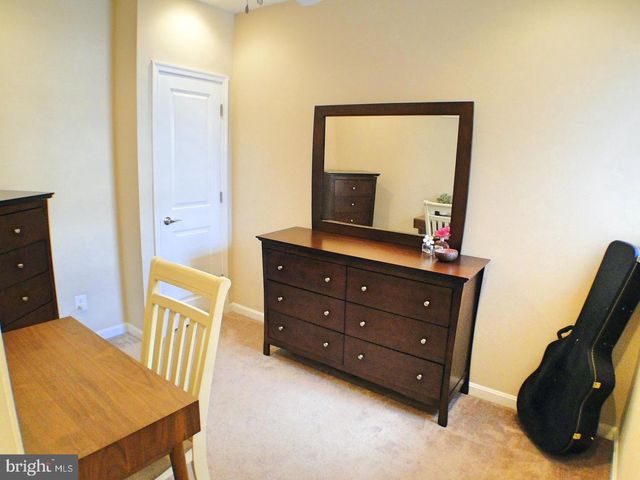 2533 S ROSEWOOD ST, Philadelphia, PA 19145