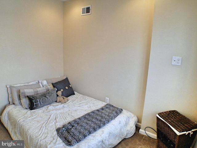 2533 S ROSEWOOD ST, Philadelphia, PA 19145