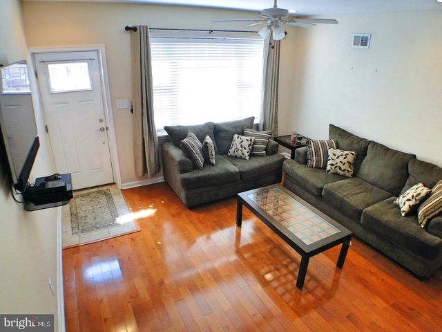 2533 S ROSEWOOD ST, Philadelphia, PA 19145