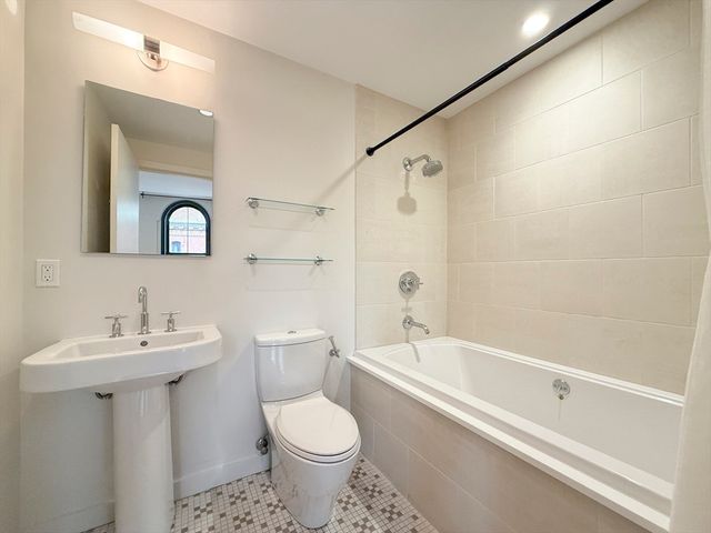 346 Congress St 518, Boston, MA 02210