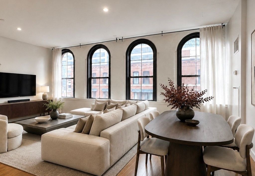346 Congress St 518, Boston, MA 02210