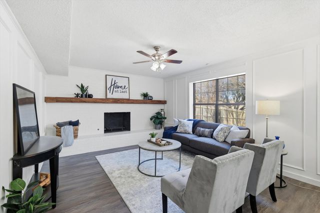 2214 Parkside Drive, Denton, TX 76201